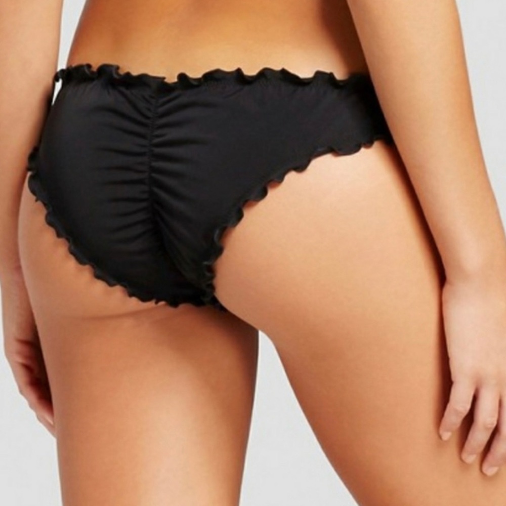 NWT Victoria’s Secret Ruffle Scrunch Cheeky Bikini Bottom